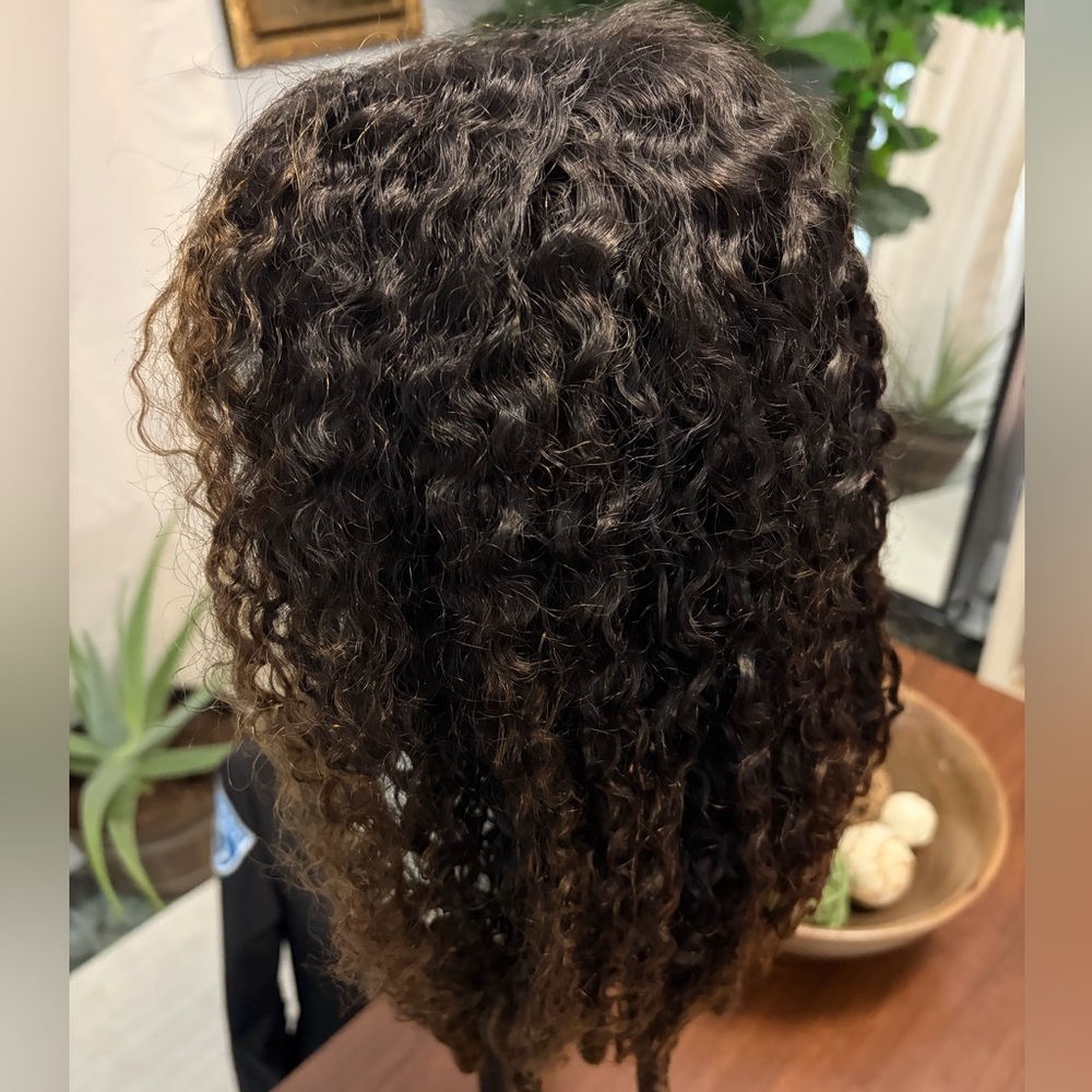 UNice 7x5 Bye-Bye Slip Glueless Curly Texture Ombré 20” - Picture 3 of 13